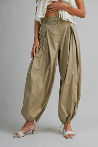 Margory Pintuck Pant