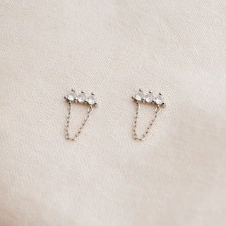 Majesty with Chain Earrings