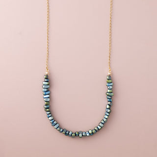 "U" Chips Hematite Medium Necklace