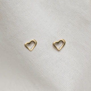 Outline Heart Studs
