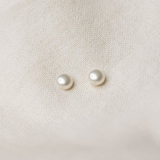 POS - Pearl Studs