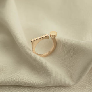 Nishia Ring