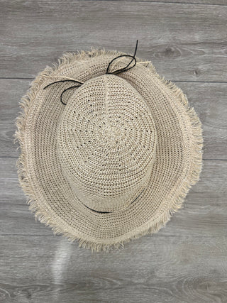 BEACH HAT